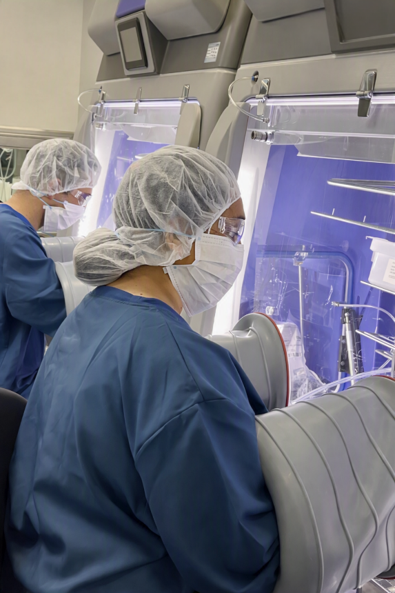 VVMF scientists working within the company’s viral vector manufacturing facility in Sydney, Australia.